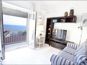 Attico Cerasella con incredibile vista mare in pieno centro e posto auto Alghero
